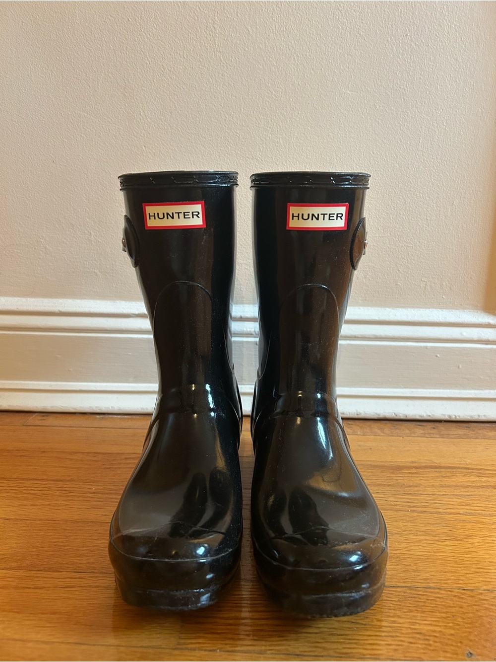 Hunter Women's Short Gloss Black Rain Boots